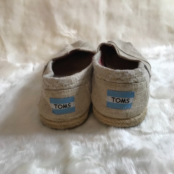 Toms linen slip ons in good condition - Picture 3 of 6